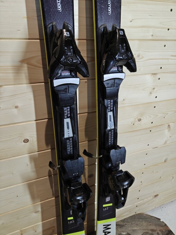 LYŽE SALOMON SX 24HRS 162CM